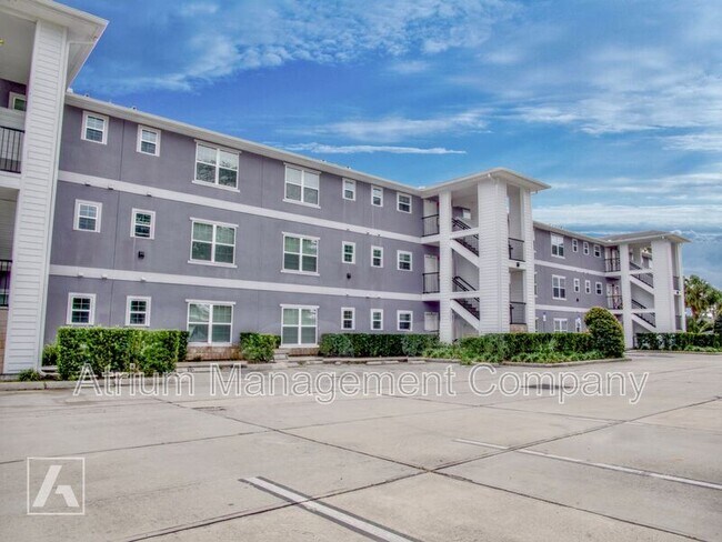 Foto del edificio - 5520 Lake Underhill Rd