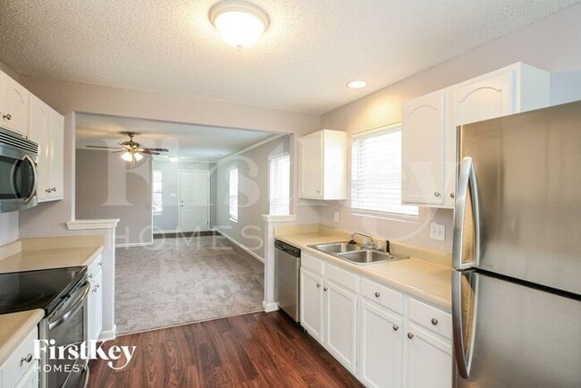 Building Photo - 5330 Dollar Run Dr