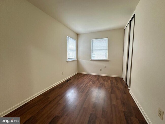 Building Photo - 9663 Hagel Cir