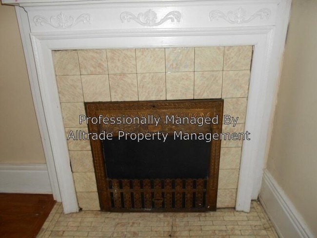 Building Photo - 1453 S 3rd St