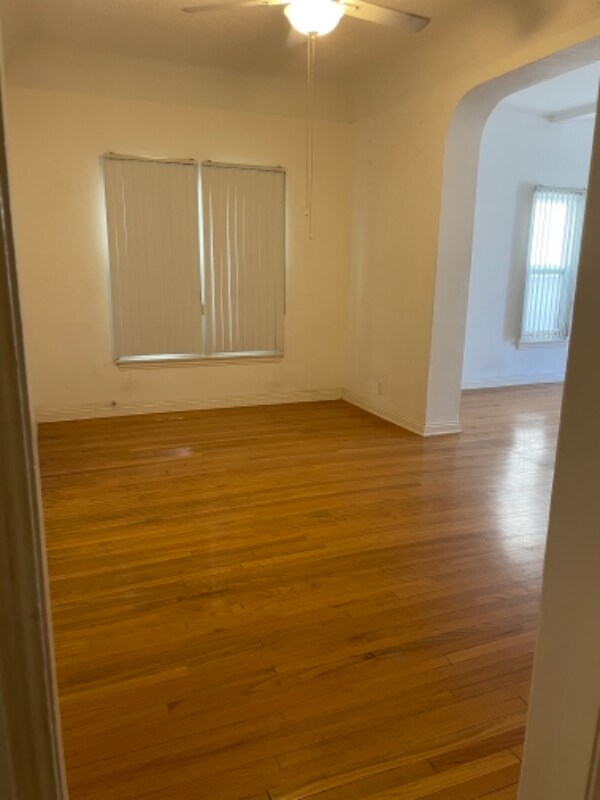 Foto del edificio - 1547 S Wooster St