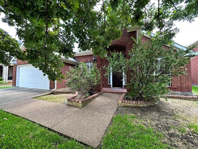 Building Photo - 9733 Lovers Ln