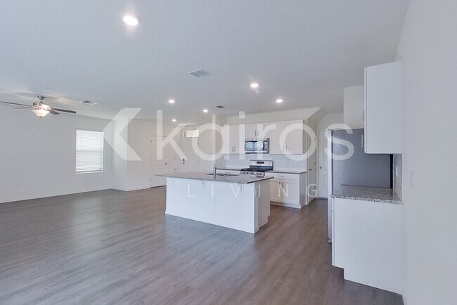 Foto del edificio - 32165 Katelin Cir