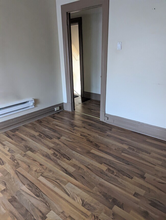 Building Photo - 134 N Fremont Ave