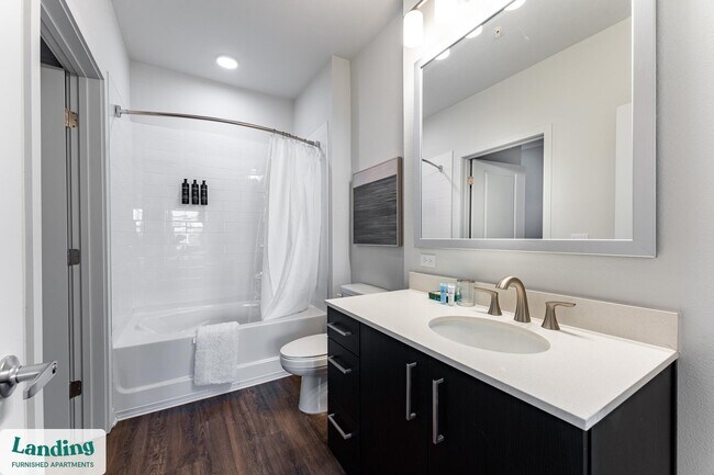 Foto del edificio - 1225 Utica Dr