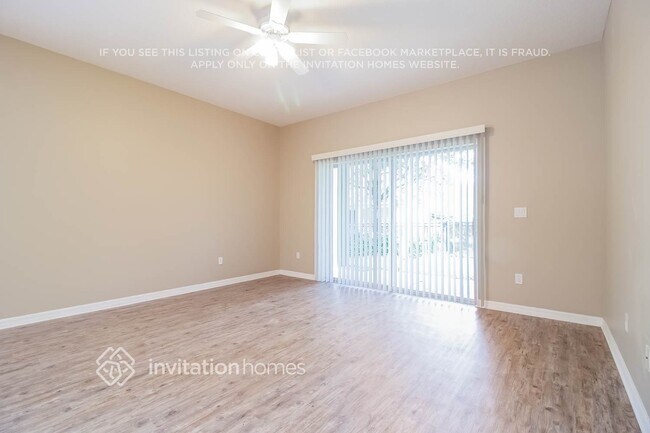 Foto del edificio - 1540 Kintla Rd