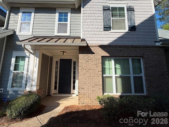 Building Photo - 15124 Sapphire Hill Ln