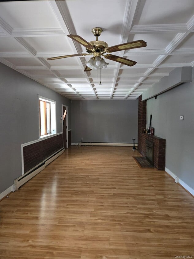 Building Photo - 46 Quannacut Rd