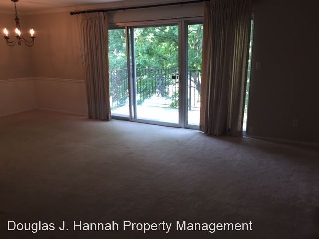 Building Photo - 2 br, 2 bath House - 5157 W. 75th Street