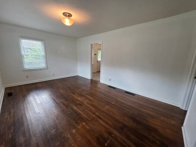 Foto del edificio - 540 Church Rd SE