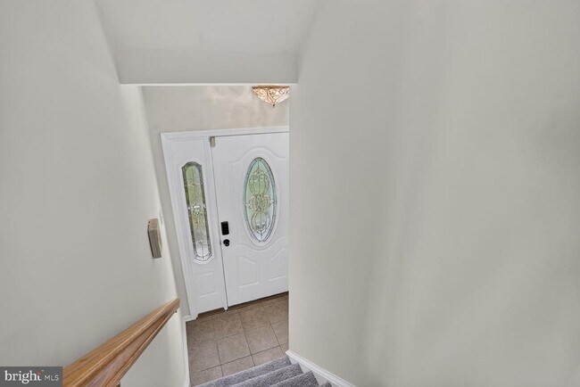 Building Photo - 9457 Jenerio Ct