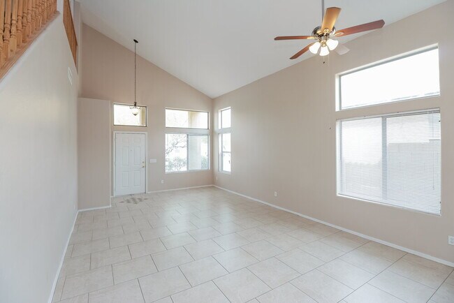 Building Photo - 6933 S 37th Dr