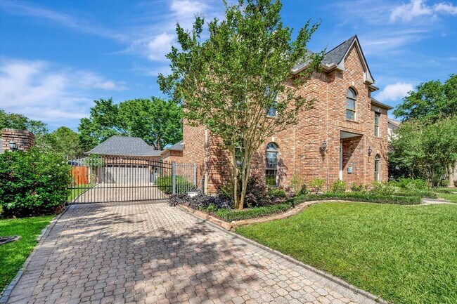 Foto del edificio - 14826 Sparkling Bay Ln