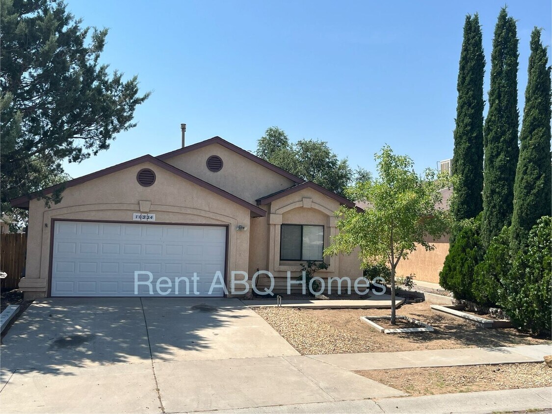 Primary Photo - Family Home in SW Albuquerque near 98th St.