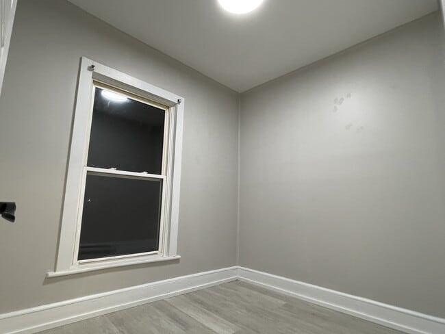 Photo du bâtiment - 365 Robinson St