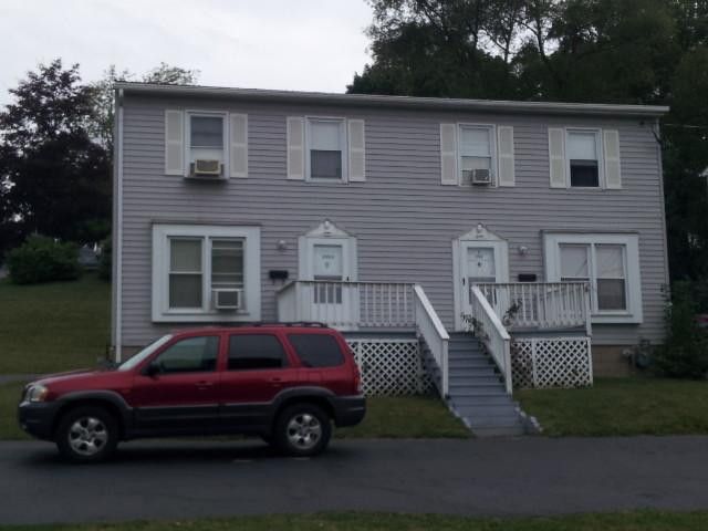 Front - 298 Duer St