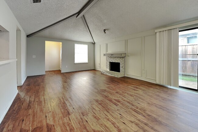 Foto del edificio - 11835 Garden Terrace Dr