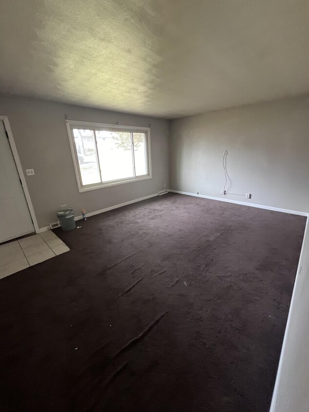 Primary Photo - 2314 N Flora Ave