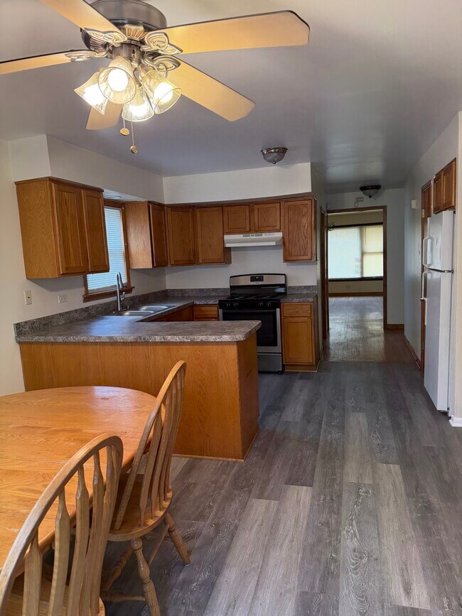 Foto del edificio - 266 Madison Ave