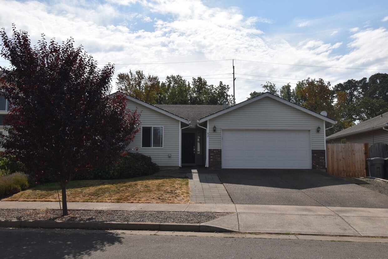 52 E Jadon Dr Lebanon, OR 97355 Alquileres en Lebanon, OR