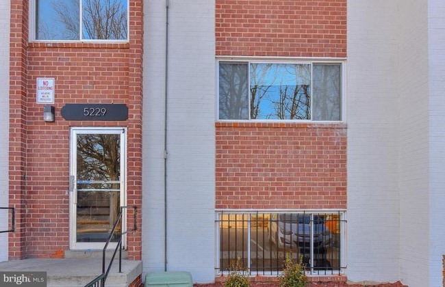 Building Photo - 5229 Marlboro Pike