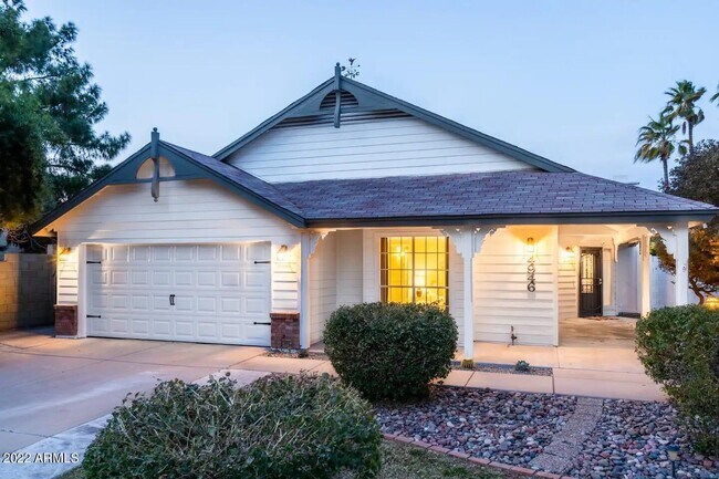 Building Photo - 4946 E Hillery Dr