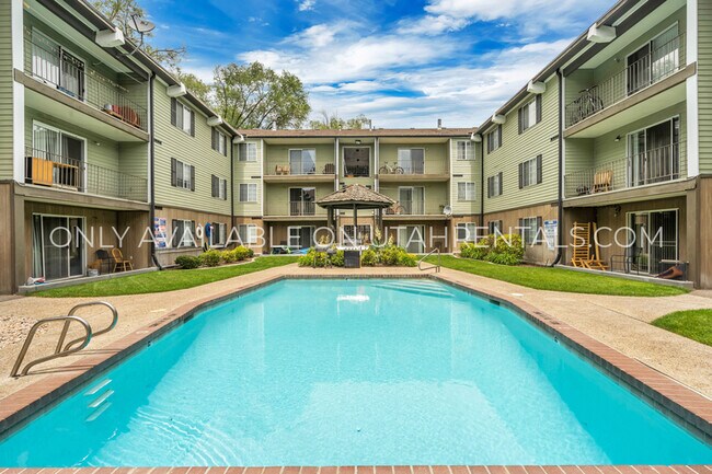 Foto del edificio - 728 W 1720 N