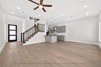 Building Photo - 10719 Mason Rd