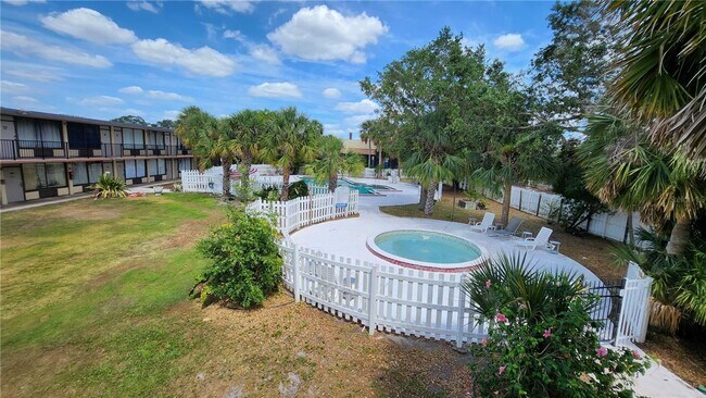 Building Photo - Studio apartment including Water, Electric...