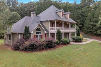Building Photo - 100 Hardwood Ln