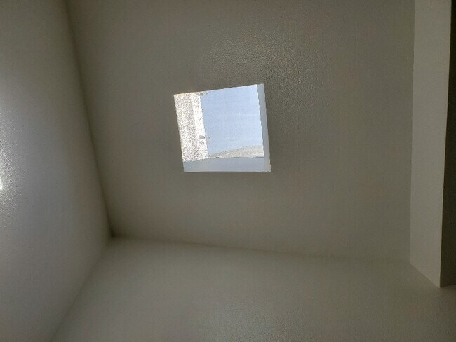 Foto del edificio - 820 W Compton Blvd