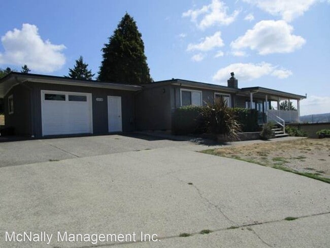 Building Photo - 3 br, 1.5 bath House - 6118 18th Street Ct...