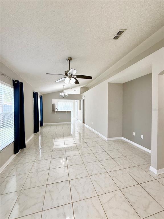 Building Photo - 6043 Pointe Pleasant Blvd