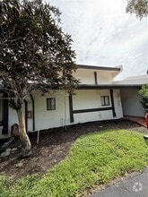 Building Photo - 541 NE 199th Ln
