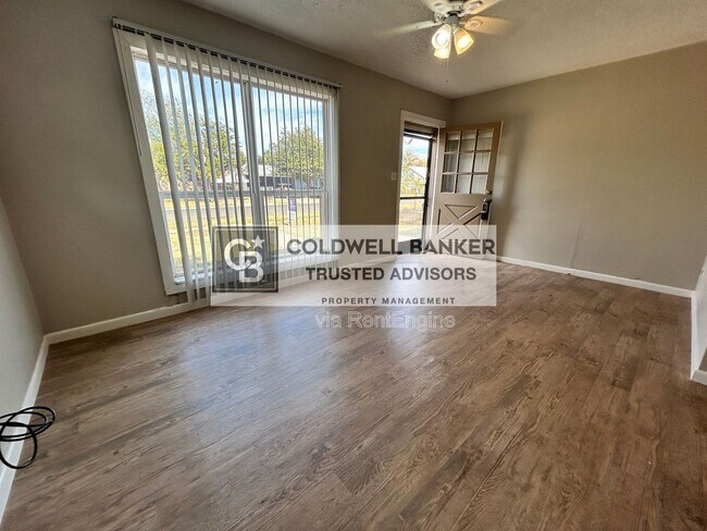 Foto del edificio - 1313 25th St