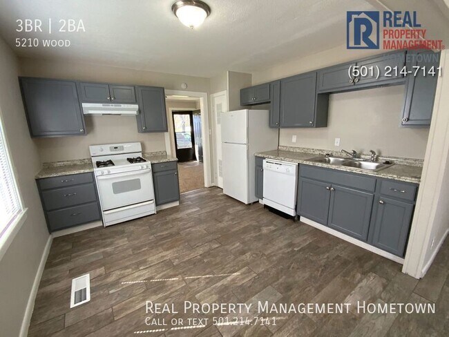 Building Photo - Newly Renovated 3-bedroom 1.5-bath House i...