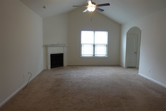 Foto del edificio - 185 Bur Oak Dr