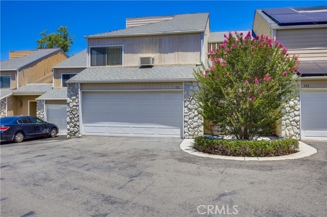 Building Photo - 23521 Ave La Caza
