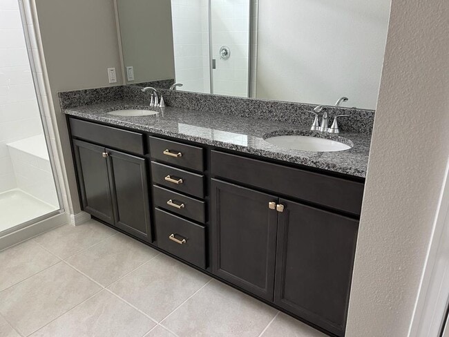 Dormitorio principal - 780 Yukon Ln