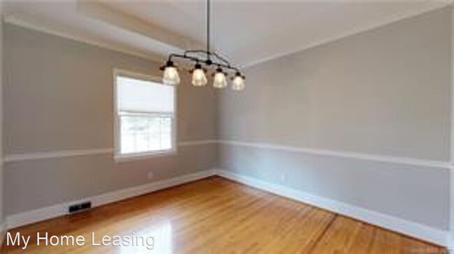 Building Photo - 3 br, 2 bath House - 1322 Rembrandt Circle