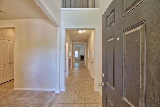 Foto del edificio - 1708 Stonehaven Ln