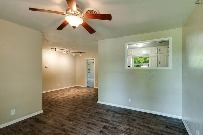 Foto del edificio - 5114 Fairway Blvd