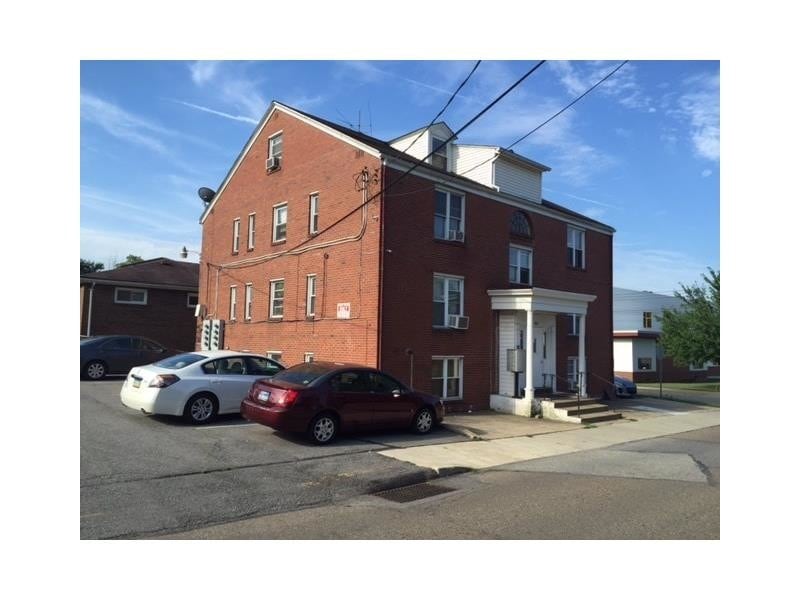 Primary Photo - 401 Franklin Ave