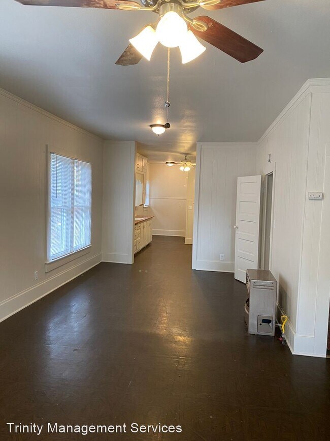 Foto del edificio - 3 br, 1 bath House - 125 S. Elm