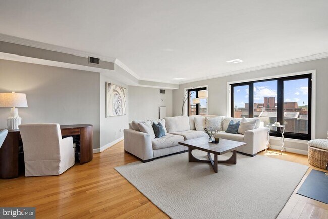 Foto del edificio - 1080 Wisconsin Ave NW