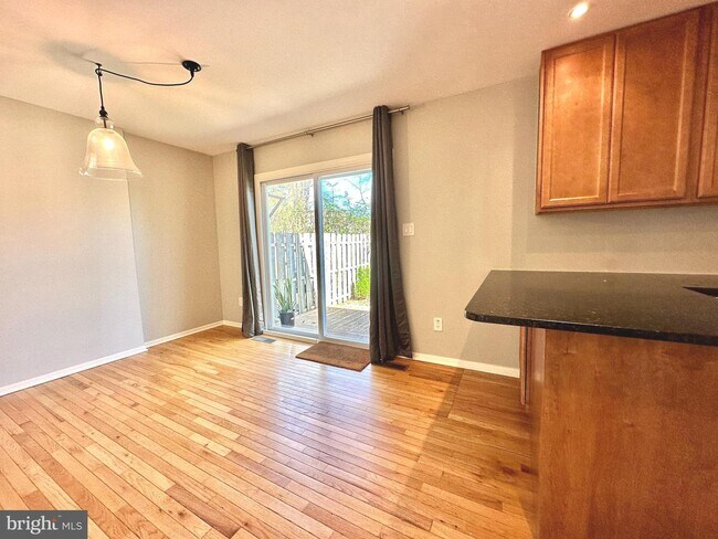 Foto del edificio - 9822 St Cloud Ct