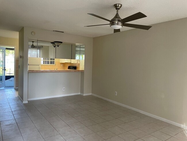 Building Photo - 2/1.5 Fletcher Mill Townhouse $1550/month Available 6/20/2026