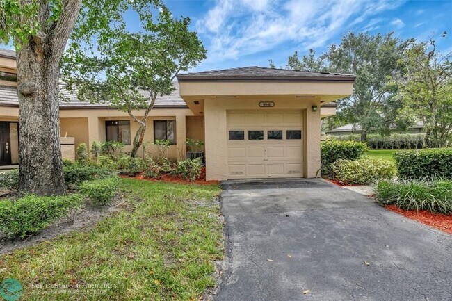 Building Photo - 9341 Chelsea Dr N