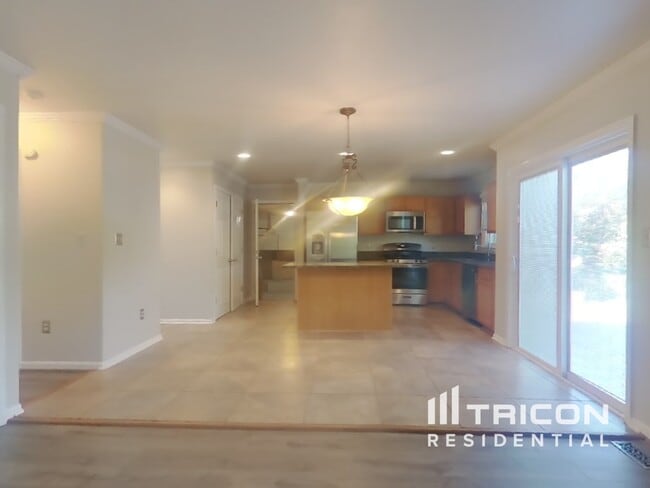 Building Photo - 11504 Heronview Dr