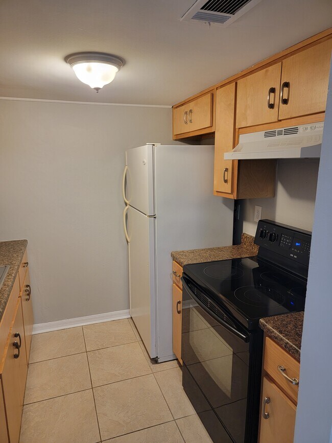 Foto del edificio - 6240 Lanier Dr